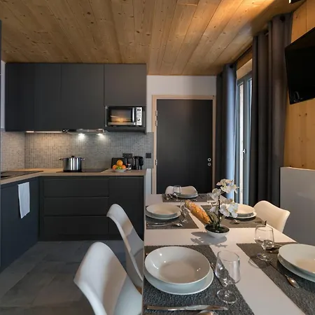 Hotel apartamentowy Lagrange L'ecrin Du Badet Aragnouet