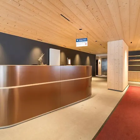 Lagrange L’écrin Du Badet Apartahotel Aragnouet