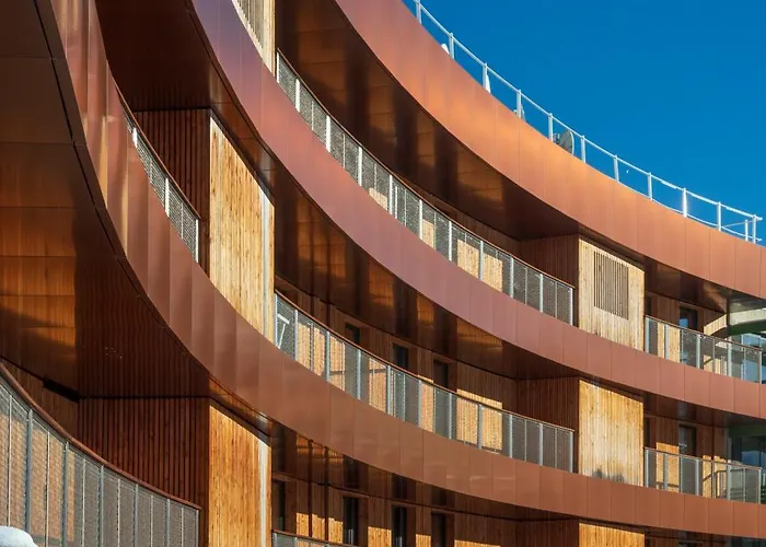 Апарт-отель Lagrange L'ecrin Du Badet Араньюэт