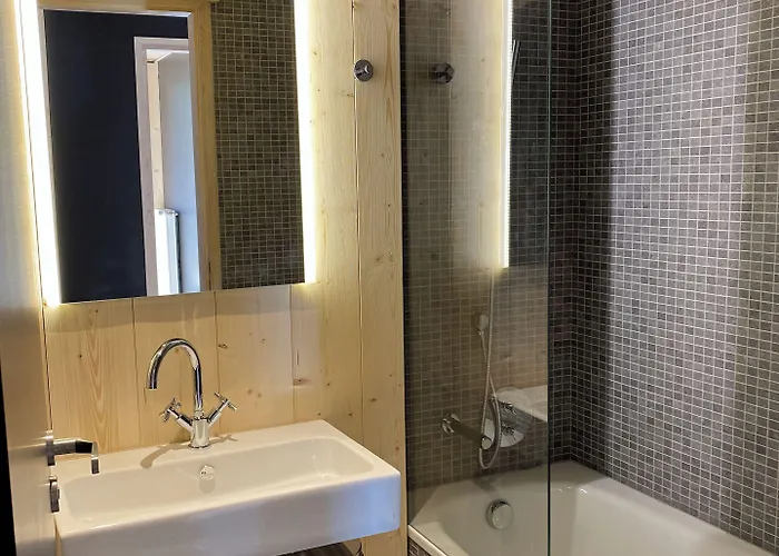 Апарт-отель Lagrange L'ecrin Du Badet Араньюэт